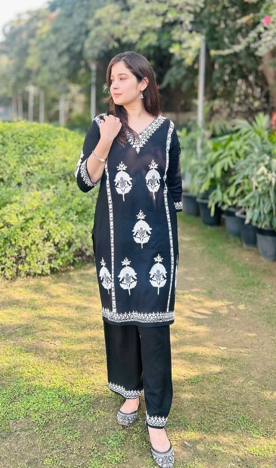(AC) pariza arie 2 black