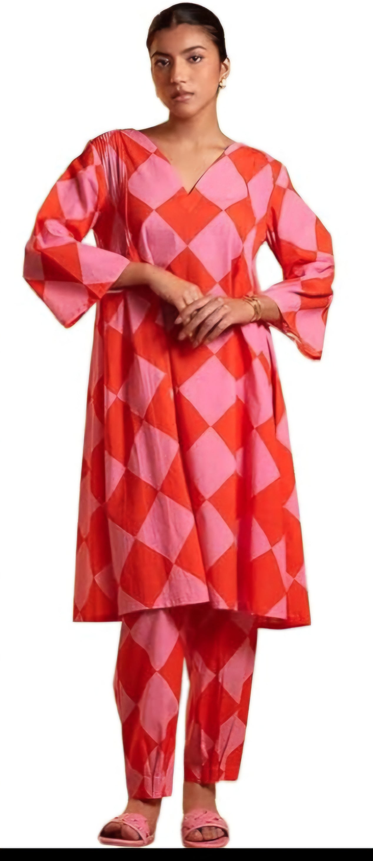 karishma red pink  anr