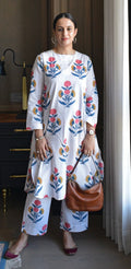 WHITE MUGAL PRINT