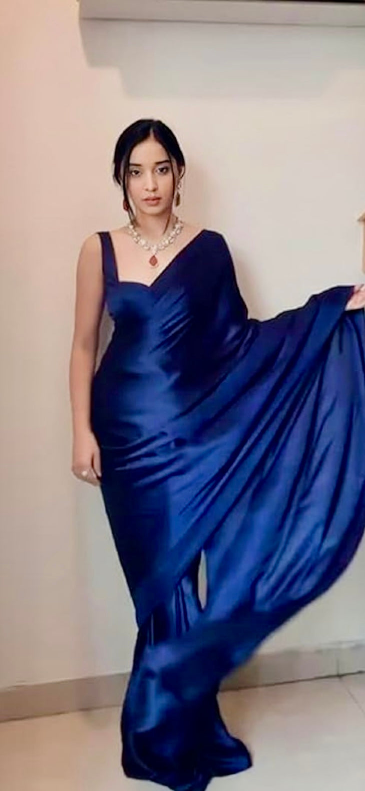 DA SAREE (blue) satin