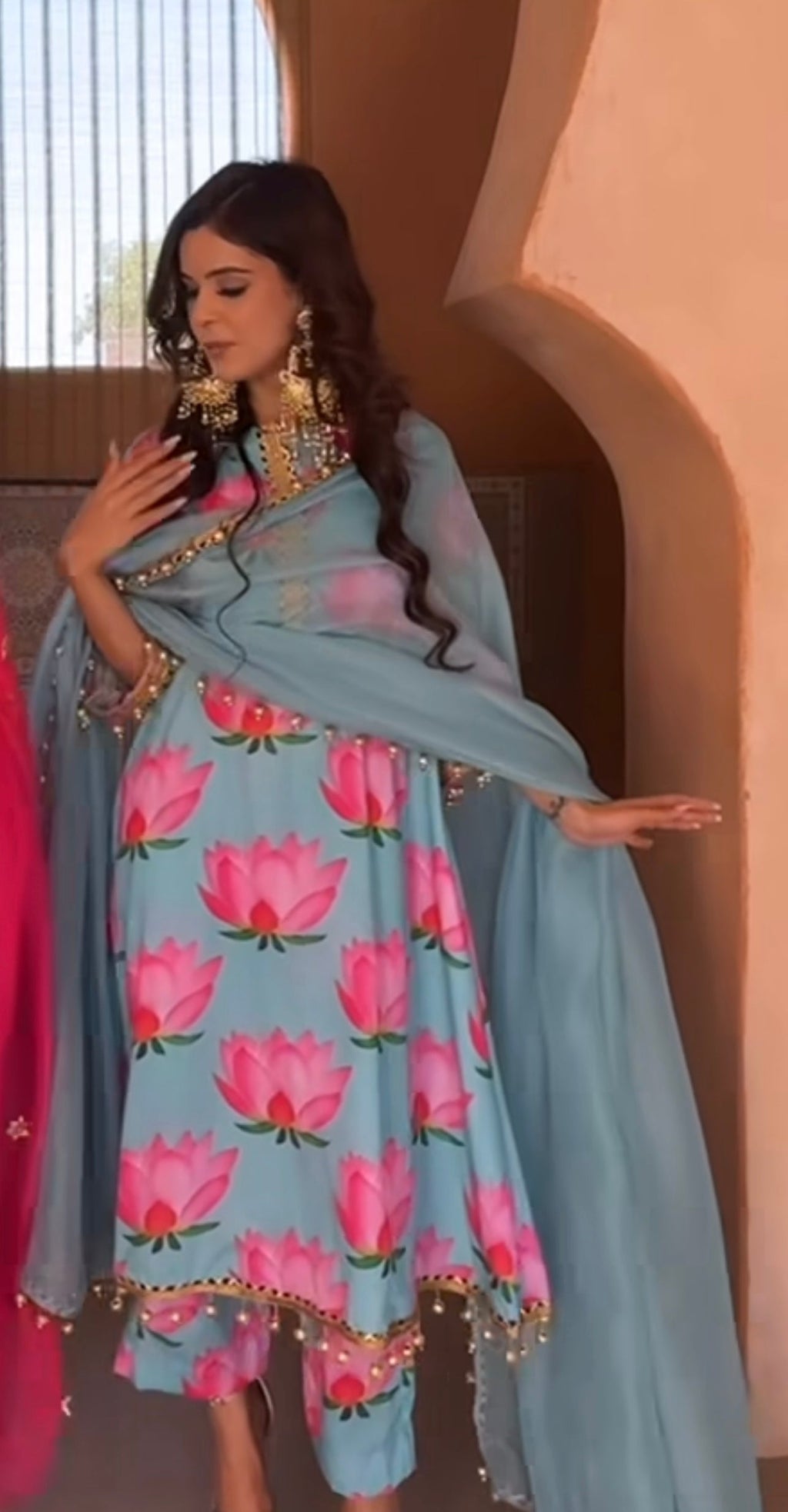 (binisha) lotus 3ps set