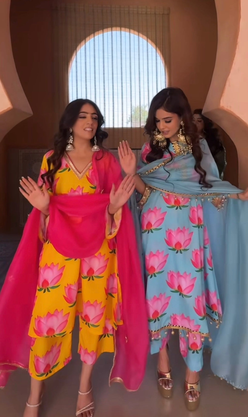 (binisha) lotus 3ps set