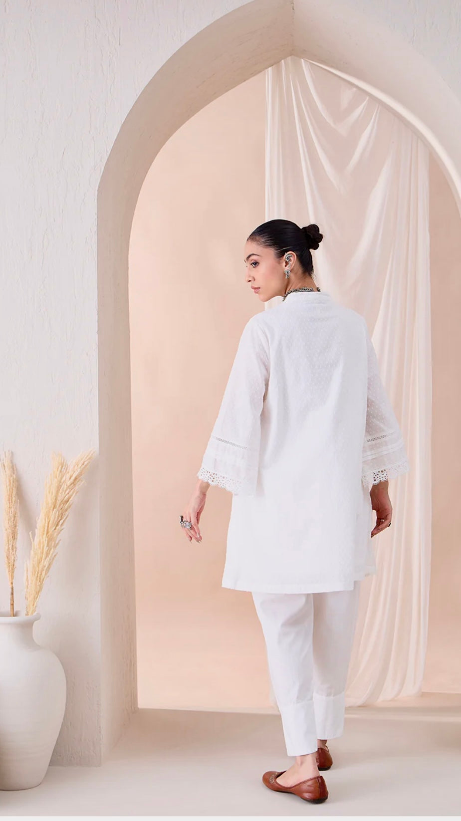 (NIMI) WHITE SET