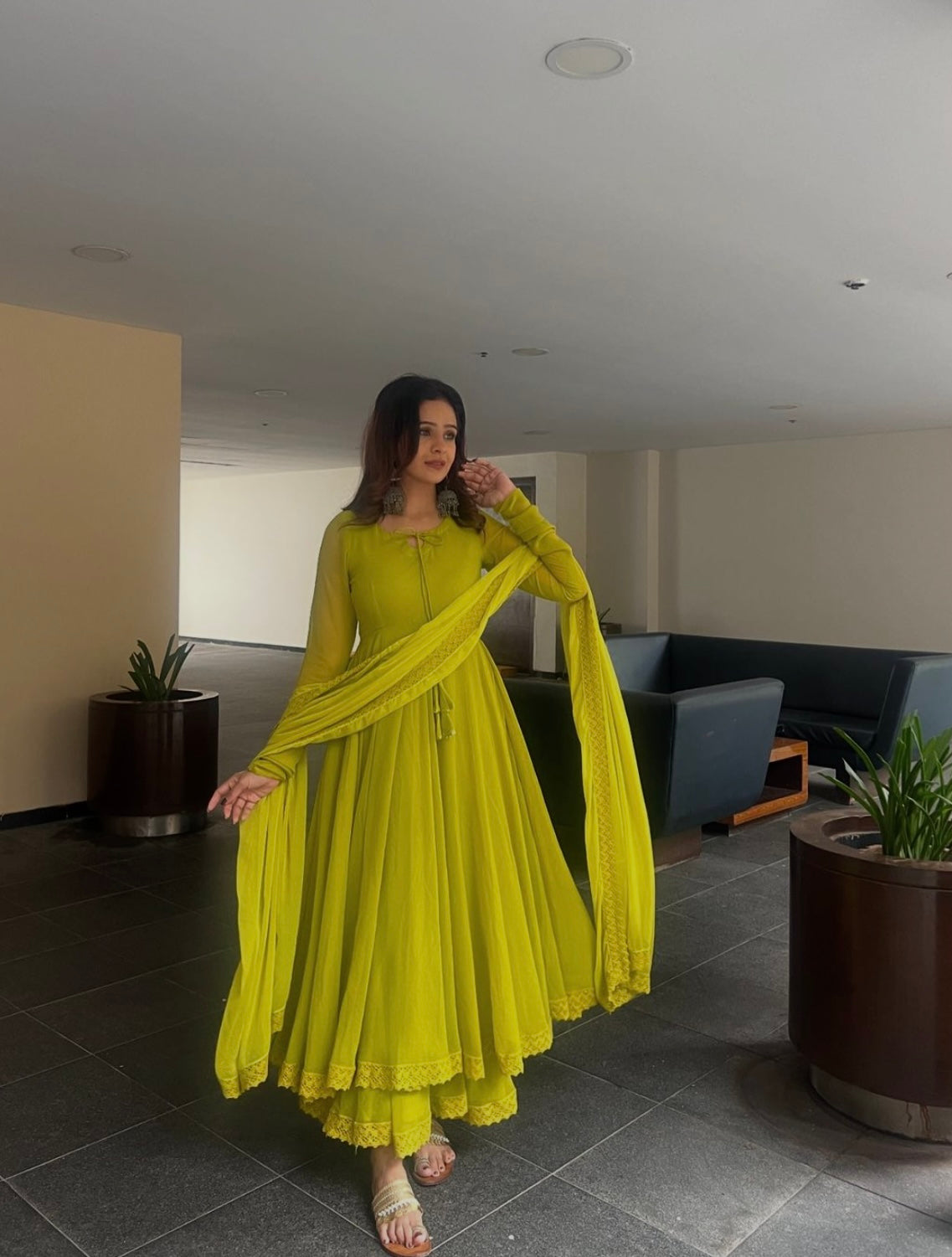 LAILA GREEN TOP N DUP SET