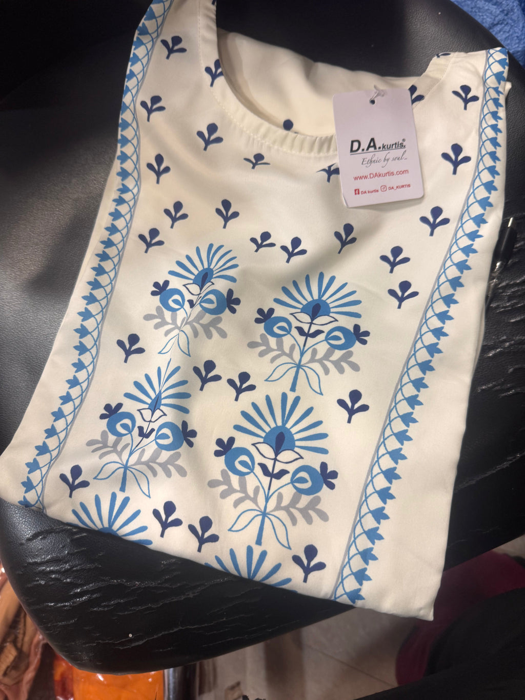 NORA WHITE BLUE ANR