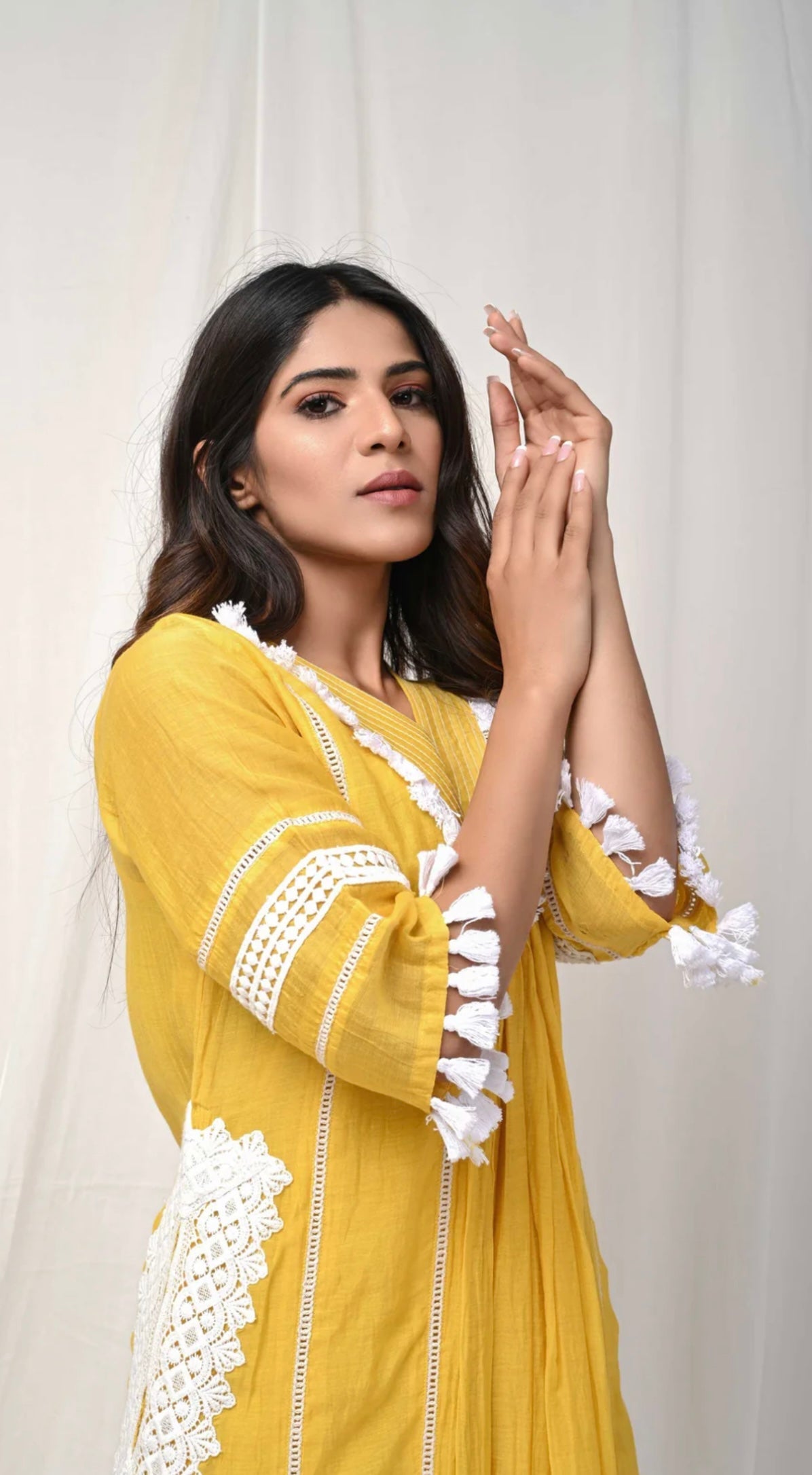 (Nysha) yellow yee