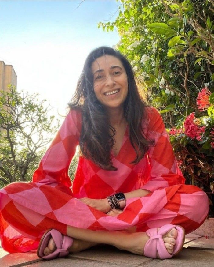 karishma red pink  anr