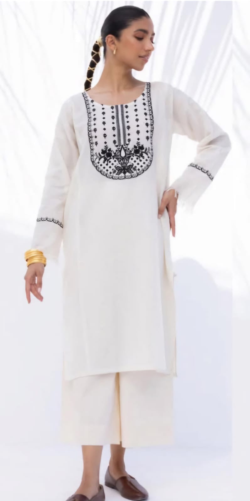 MAHIRA ANR