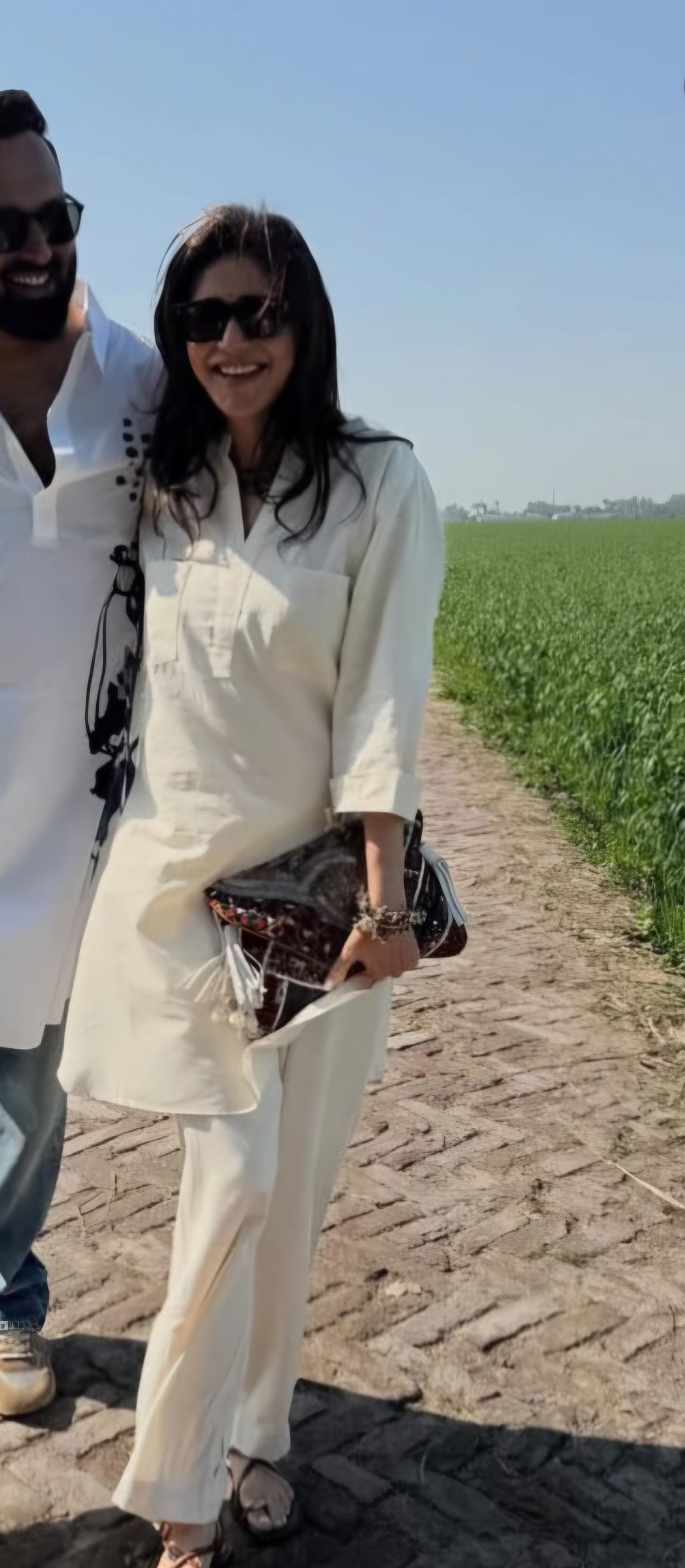 Karishma kora top n bottom set anr