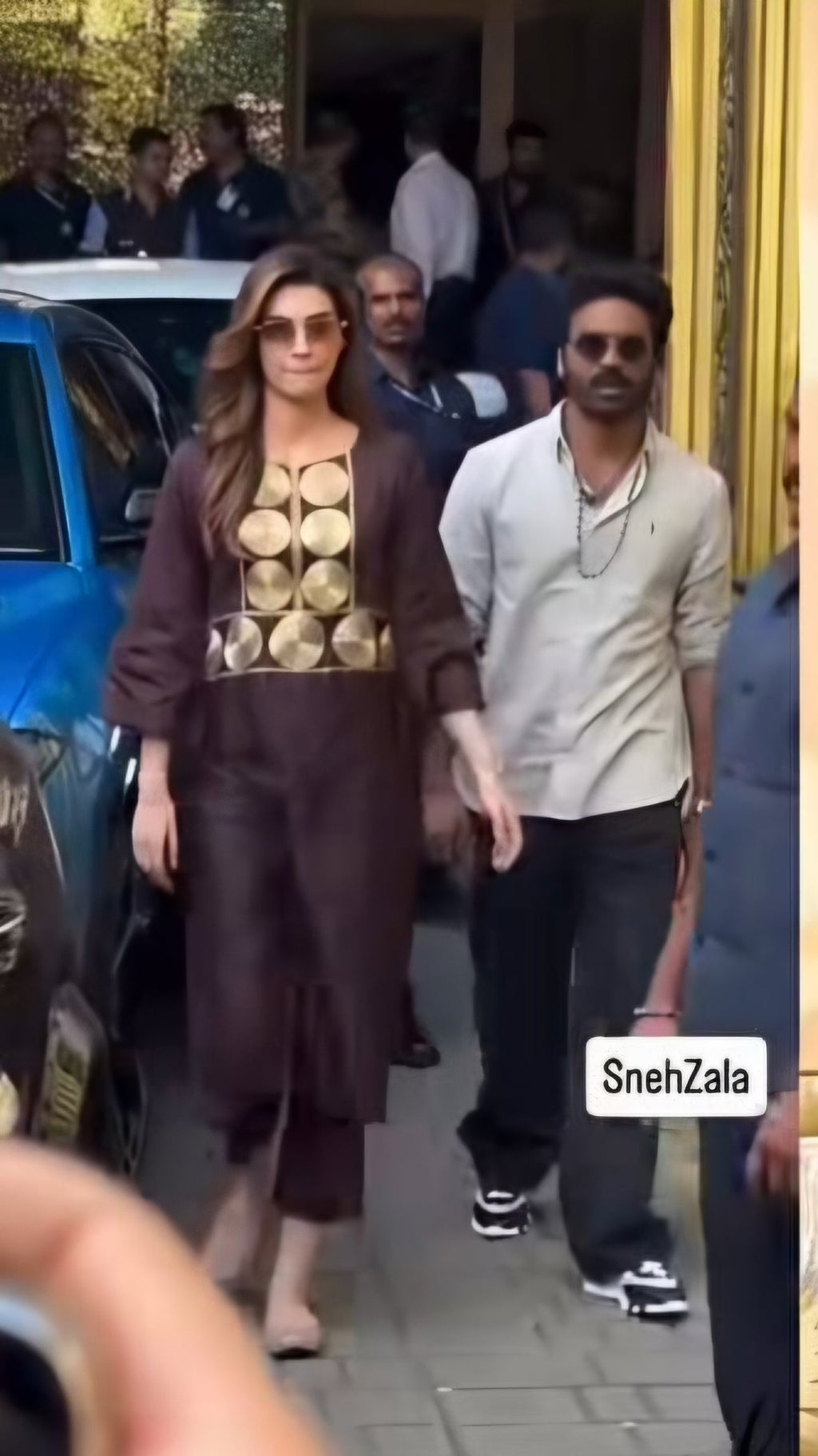 Brown kriti gold 3pcs set anr
