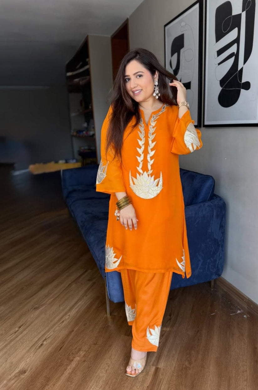 Aaomi orange cotton top n bottom set
